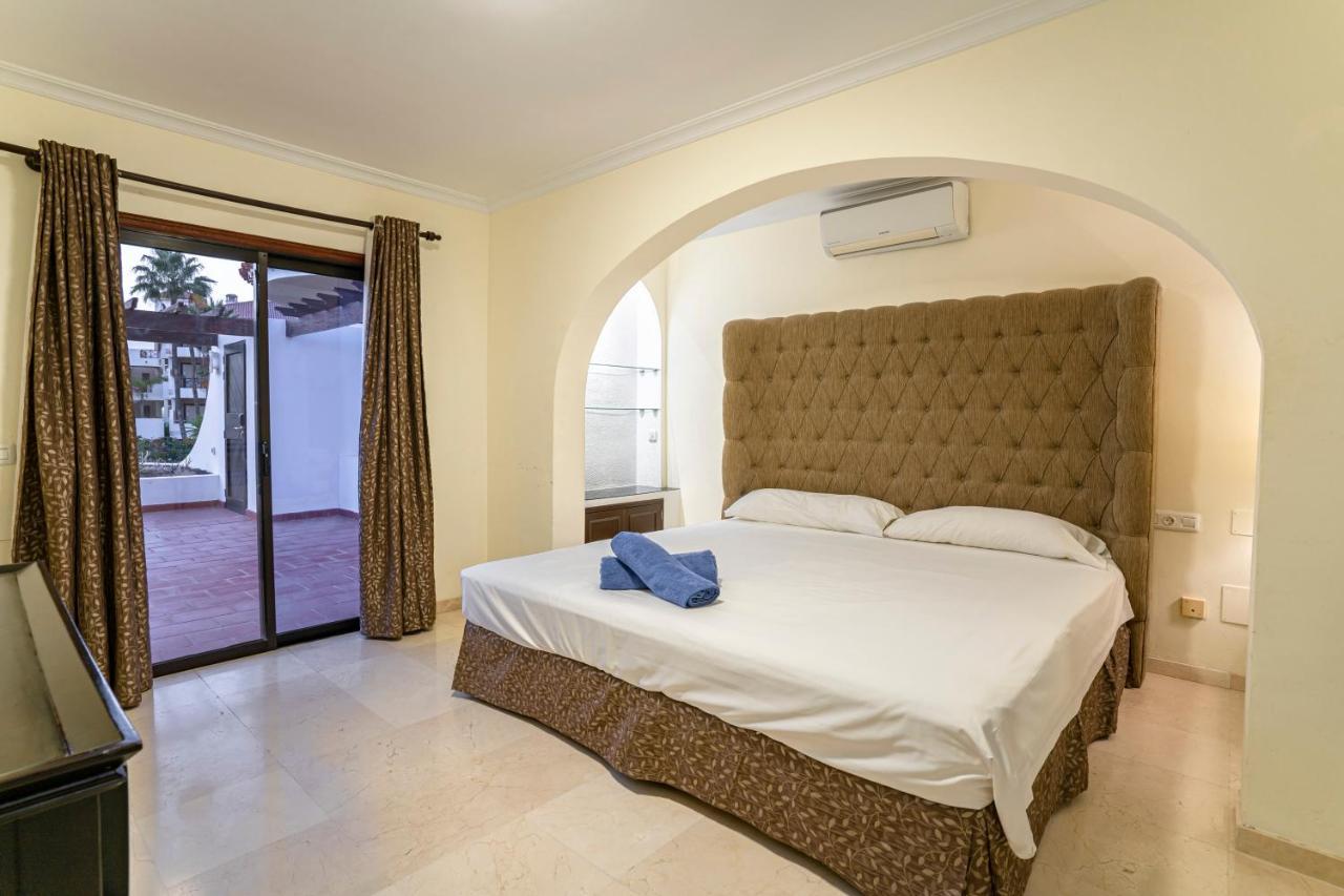 Aparthotel Albatros Golf Del Sur Tenerife 3*